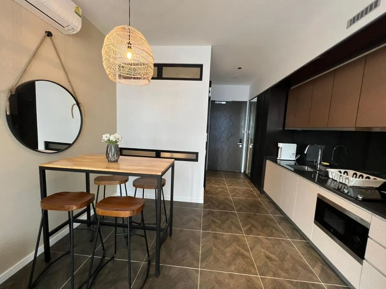Scarletz Suites Klcc Kuala Lumpur By Okidoki Homes 公寓