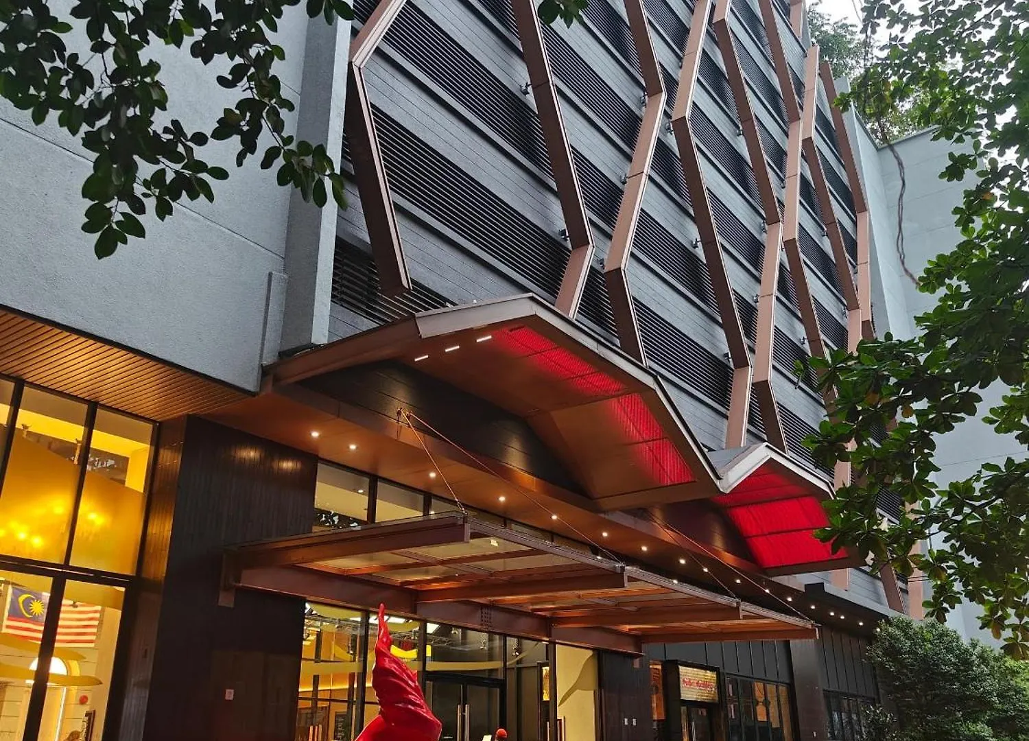 Scarletz Suites Klcc Kuala Lumpur By Okidoki Homes