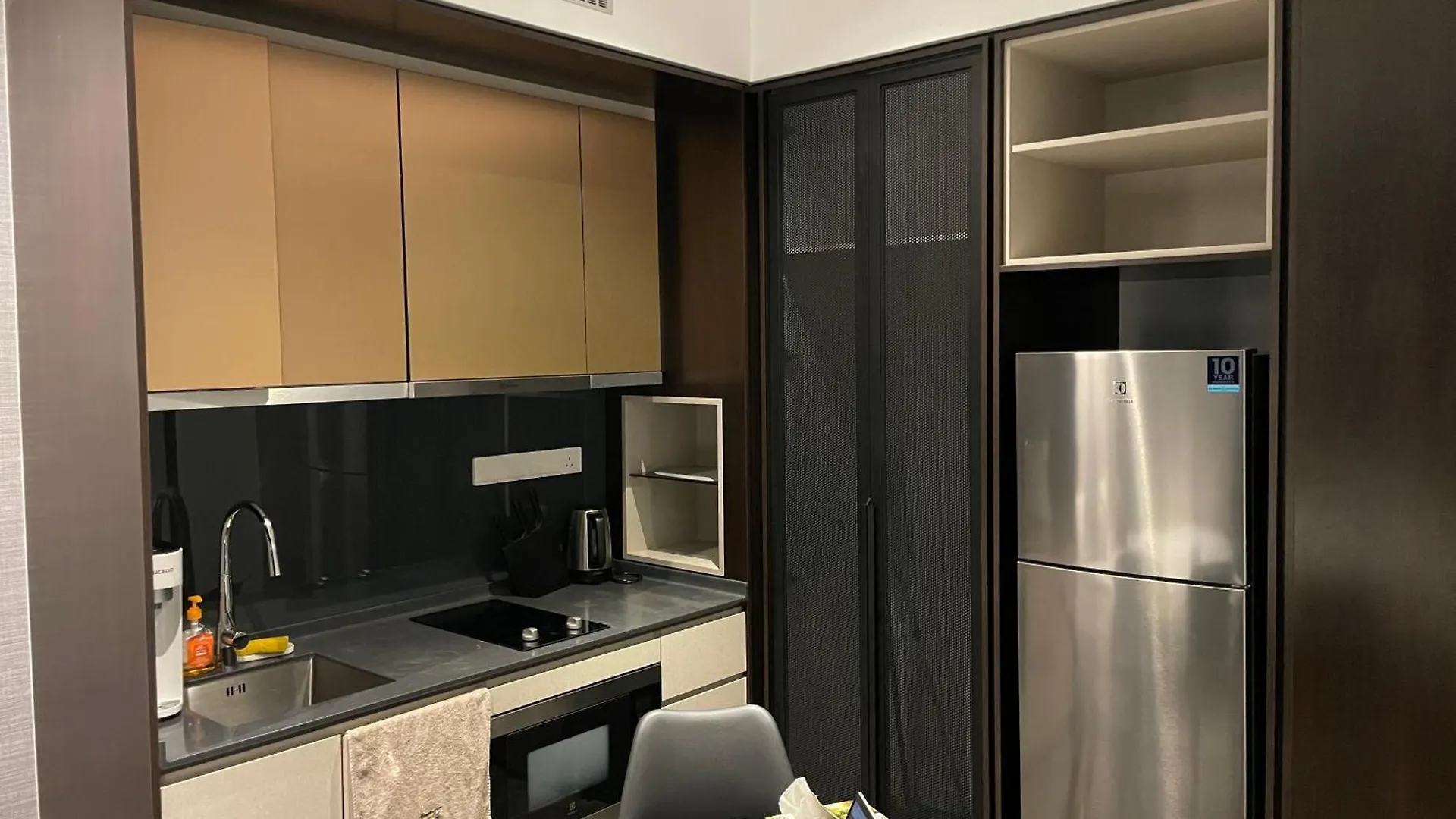 Scarletz Suites Klcc Kuala Lumpur By Okidoki Homes 0*,