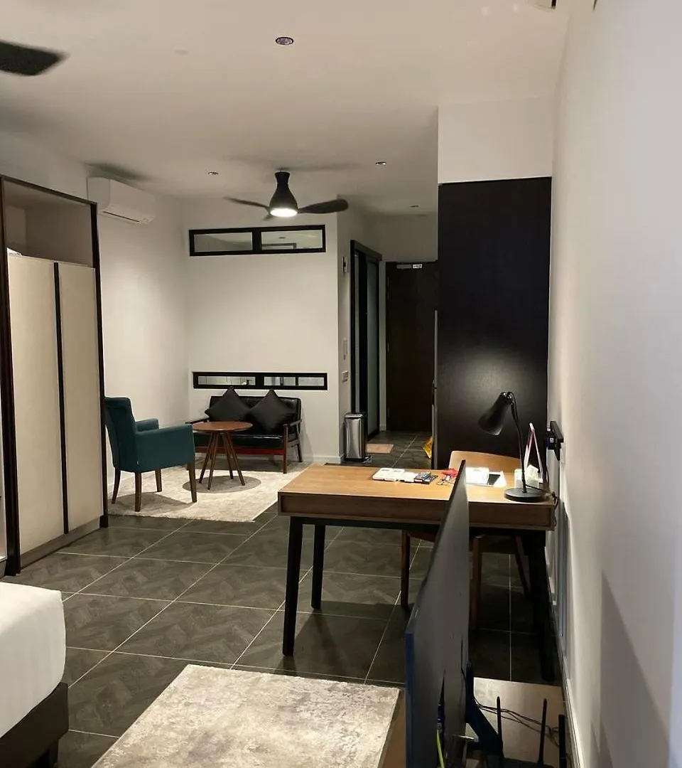 Scarletz Suites Klcc Kuala Lumpur By Okidoki Homes 公寓