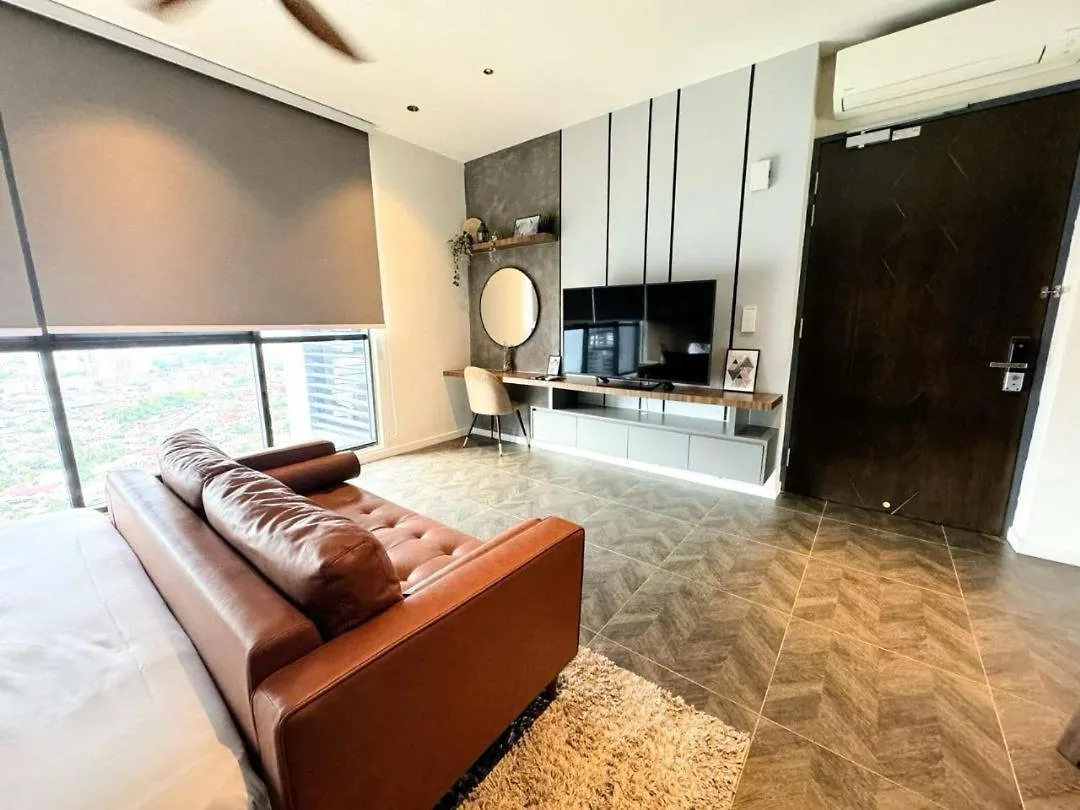 Scarletz Suites Klcc Kuala Lumpur By Okidoki Homes