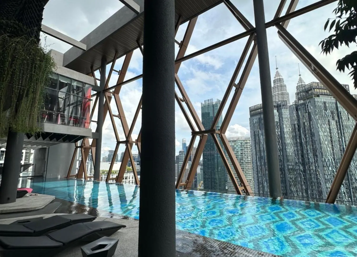 Scarletz Suites Klcc Kuala Lumpur By Okidoki Homes 公寓