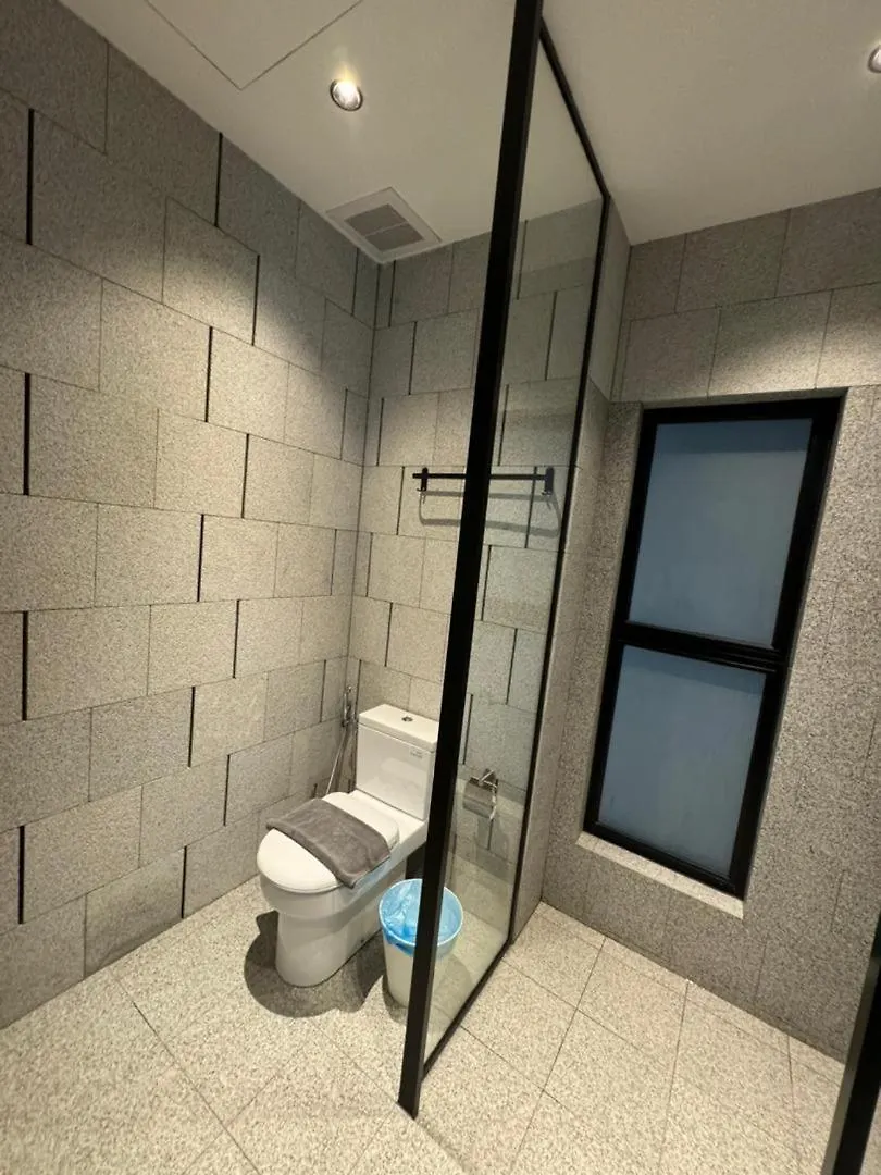Scarletz Suites Klcc Kuala Lumpur By Okidoki Homes 0*,