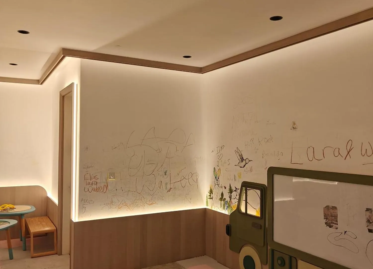 Scarletz Suites Klcc Kuala Lumpur By Okidoki Homes