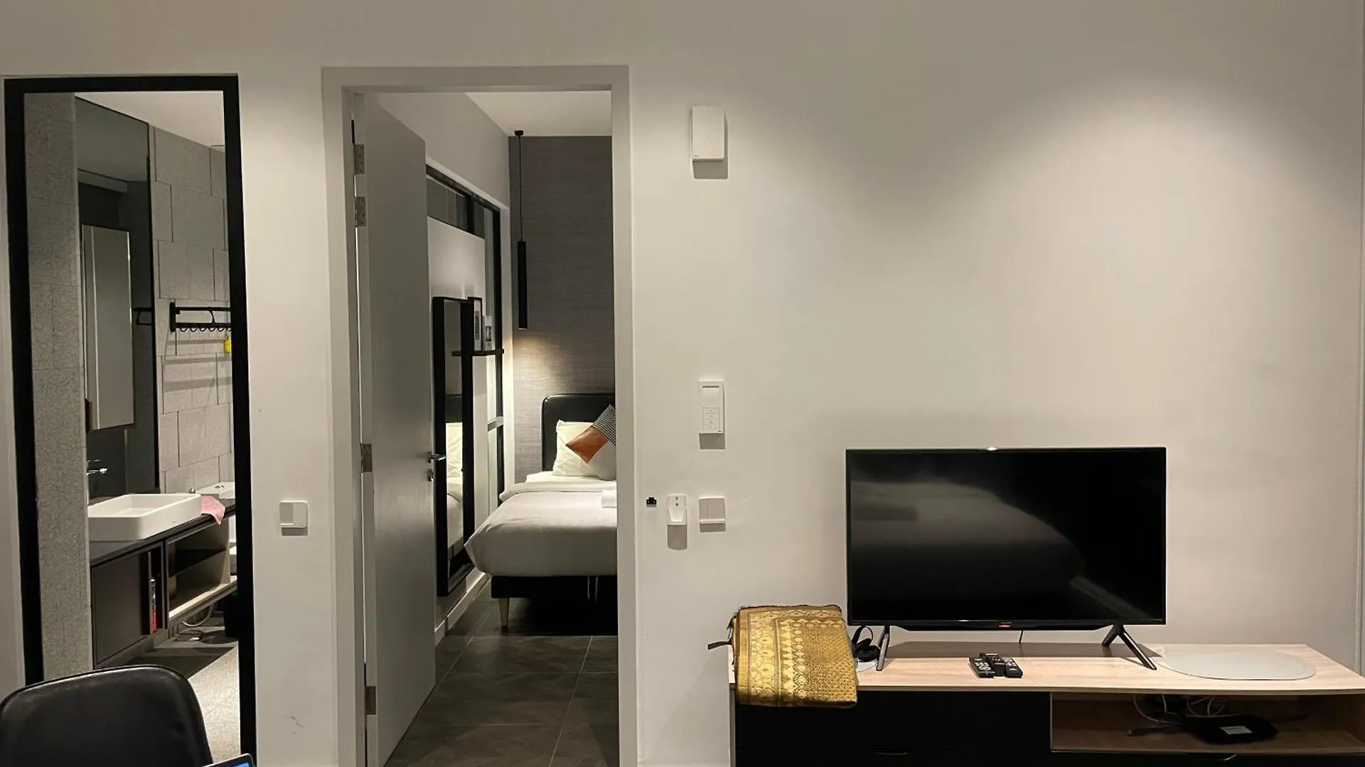 Lägenhet Scarletz Suites Klcc Kuala Lumpur By Okidoki Homes Malaysia