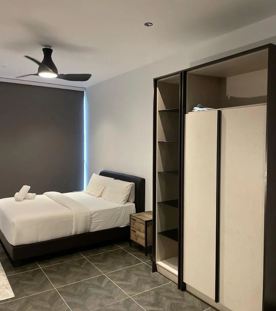 Scarletz Suites Klcc Kuala Lumpur By Okidoki Homes 0*,  Malaysia